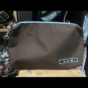 Jujube Chocolate/Robin Be Quick